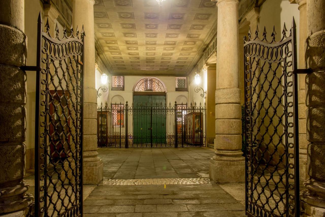 Il Cappello Di Giulietta Hotel Verona Exterior photo